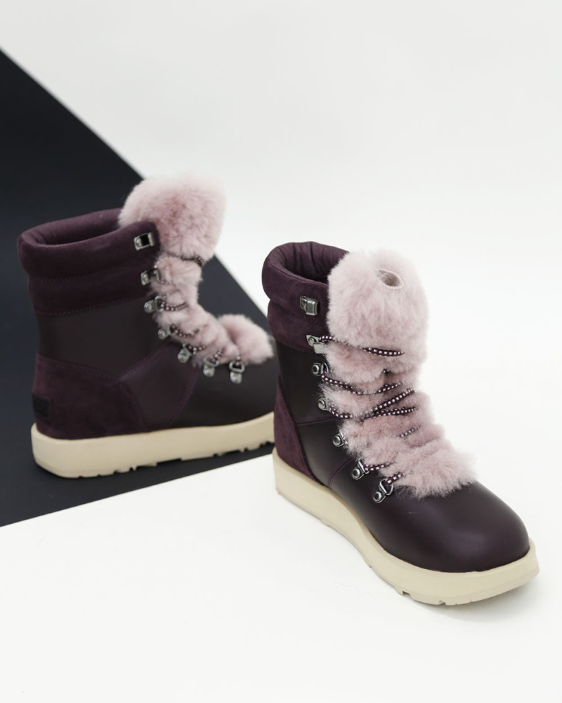 botas de nieve lilas con suela beige y pelo rosa en los cordones de mujer zapatos diciembre