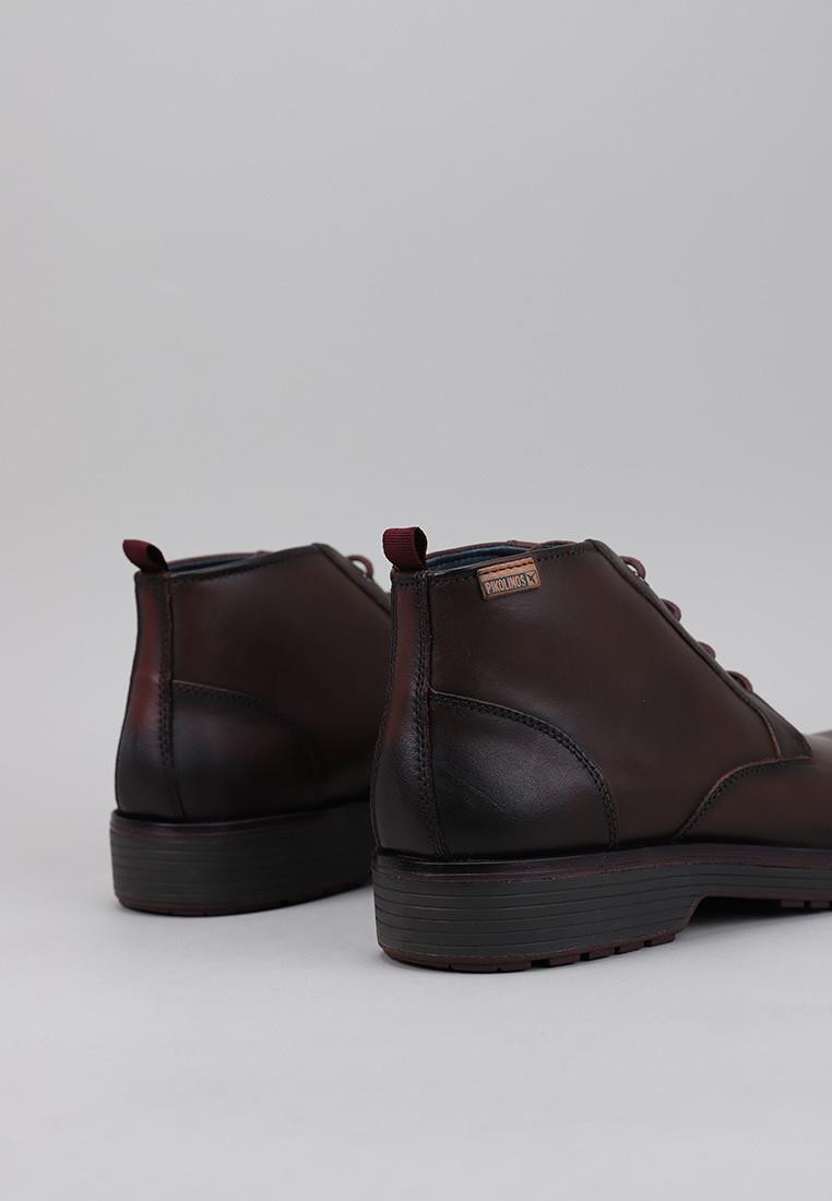zapatos-hombre-pikolinos-marrón