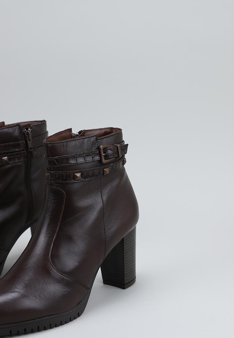 zapatos-de-mujer-sandra-fontán-marrón