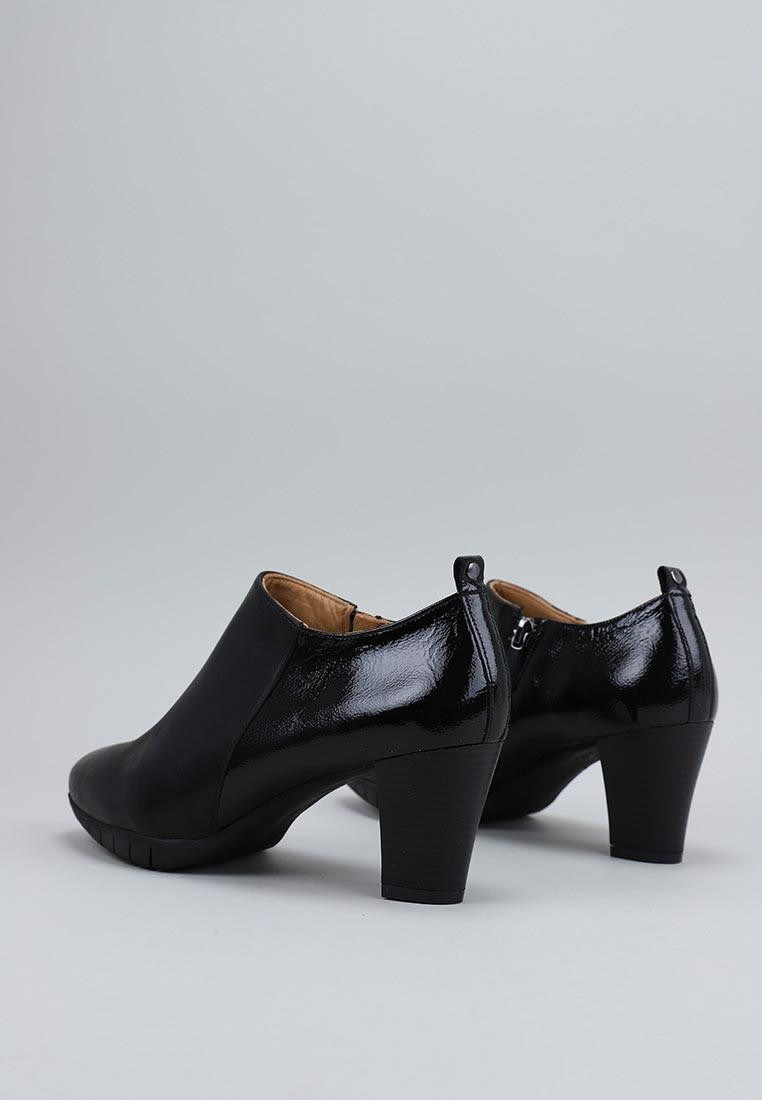 zapatos-de-mujer-sandra-fontán-schwarz