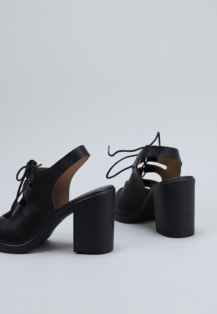zapatos-de-mujer-sandra-fontán-negro