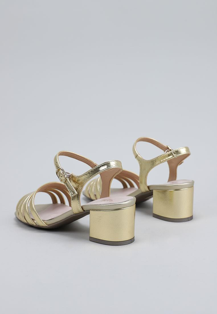 zapatos-de-mujer-sandra-fontán-oro